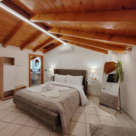 Vitti'S Home Verona 4 - Apartment Екстер'єр фото